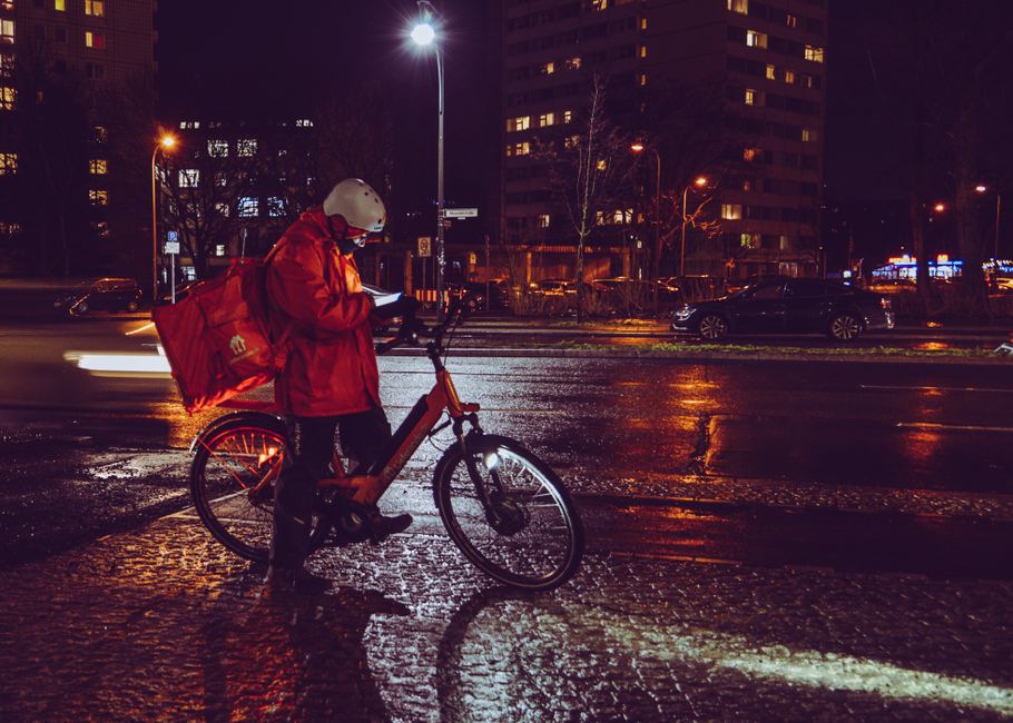 Den kurýra: 63 kilometrů na elektrokole